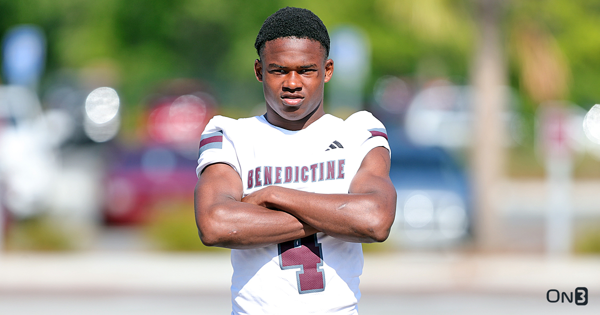 Georgia is in pursuit of 2026 WR Bubba Frazier. He saw the Dawgs sign his cousin in 2025 and the idea of teaming up with family in Athens has crossed his mind.

The latest: on3.com/news/being-rec… (On3+)