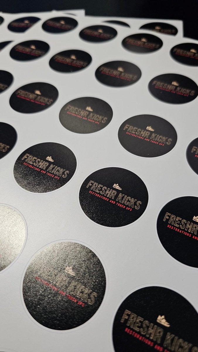 Pryor_Prints's tweet photo. #Stickers done for local businessman Ellis with Freshr Kick for his packaging! 👌🏻

480 stickers done ready to be posted ✅️ https://t.co/GjcjZ4CbbX