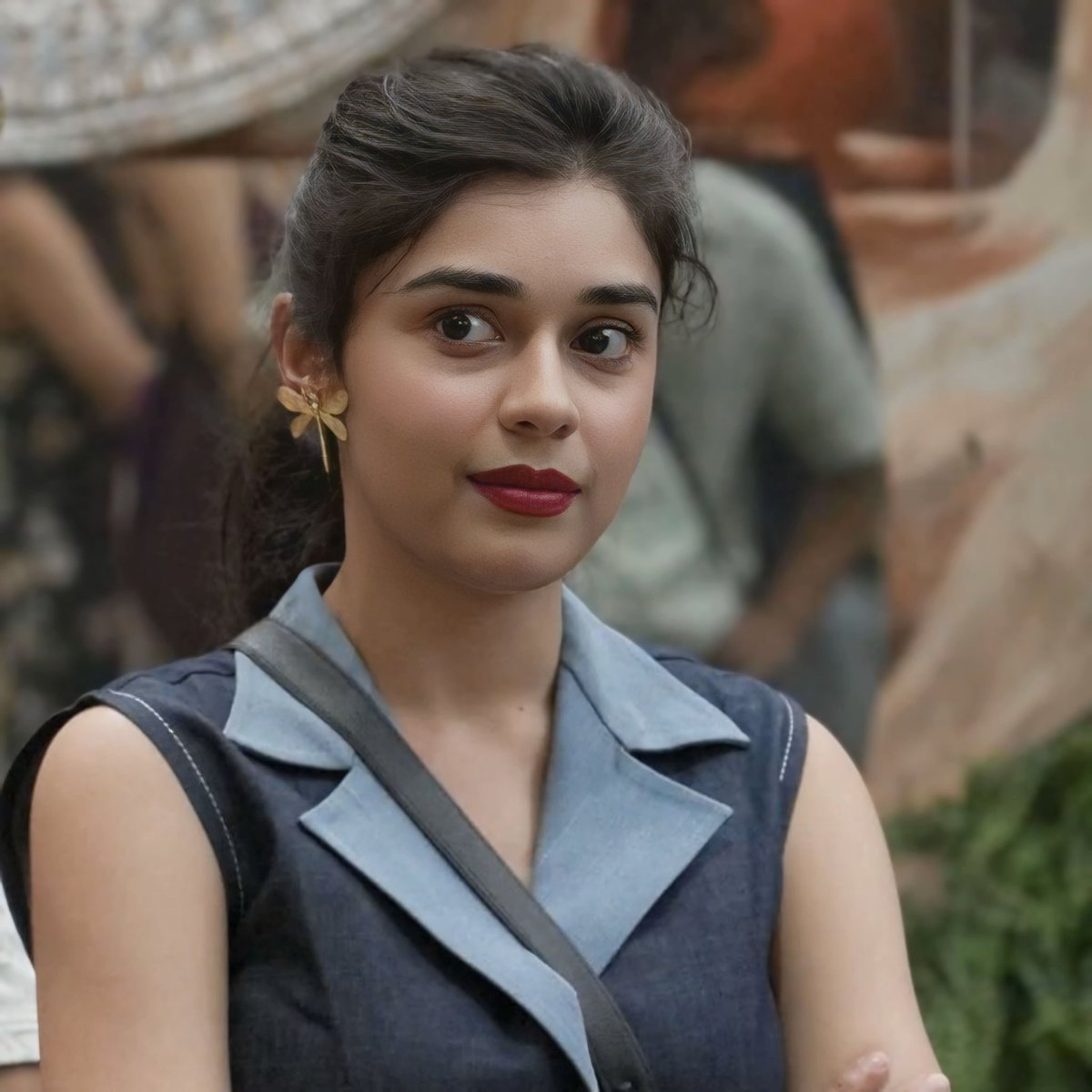 Whom do you support?

COMMENT BELOW

#BiggBoss18 

Like.   #EishaSingh 
RT.   #ChumDarang

#BB18 #BiggBoss #ChumVeer #Avisha #evileisha