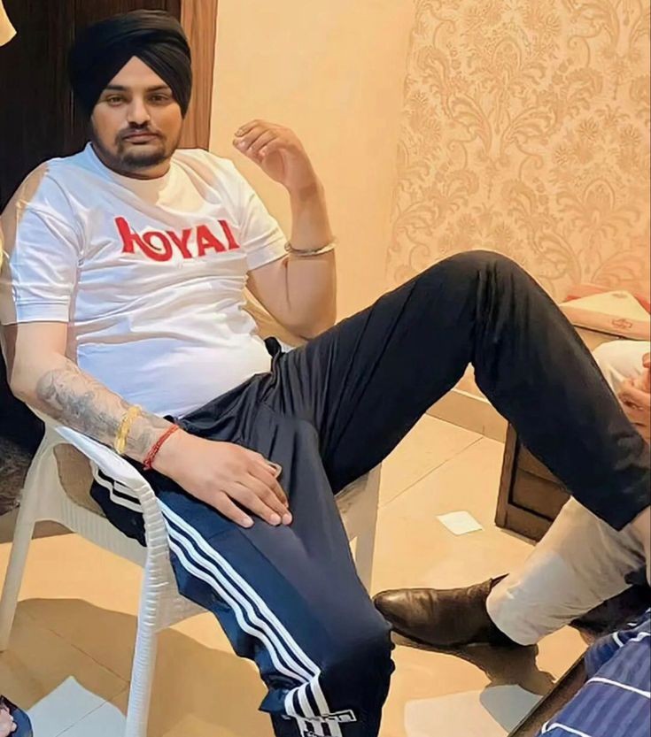 pragatisingh295's tweet photo. Day 953 &amp; counting ‼️ 

31 Months of ignorance by @AAPPunjab @BhagwantMann ‼️

Where's JUSTICE ⚖️??

#JusticeForSidhuMooseWala 
#SidhuMooseWala https://t.co/p0lJu1L0ak