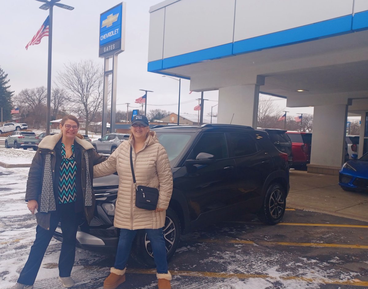 Sherri and Joe Nate purchased a 2025 Chevy Trailblazer from Gates Chevy World, working with Saleswoman Destini Stone. Congratulations to them on their new vehicle! ❤️ Welcome to the family!