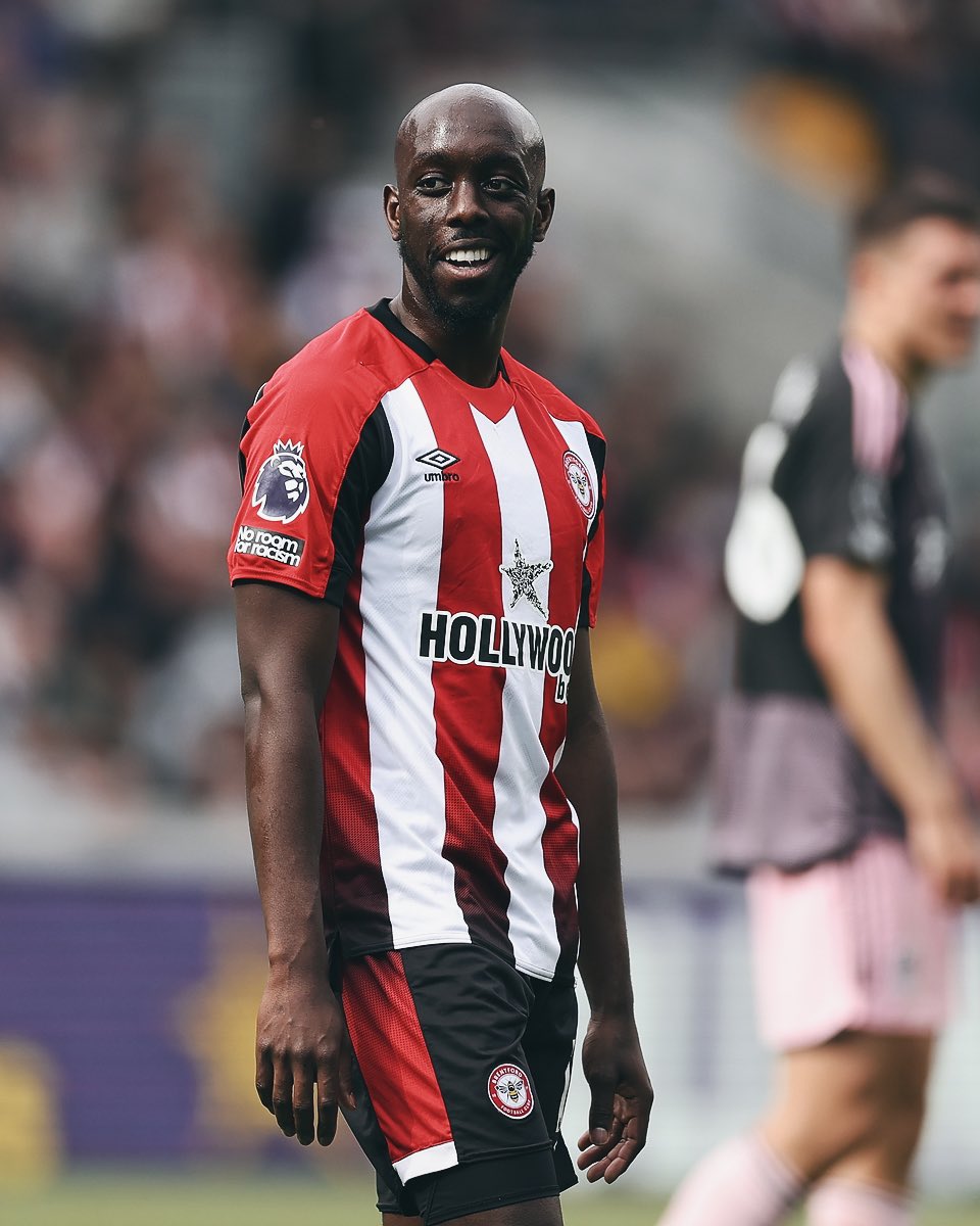 leopardsfoot's tweet photo. 🐆 Un record pour Yoane Wissa à Brentford 🔥 

L’attaquant congolais devient le meilleur buteur de l’histoire de Brentford en Premier League anglaise avec 36 buts ⚽️ 

Sans pénalty 🤷🏿‍♂️

📷 Brentford 

#lpfstatzone #congo https://t.co/oUEy3Vf4Wu