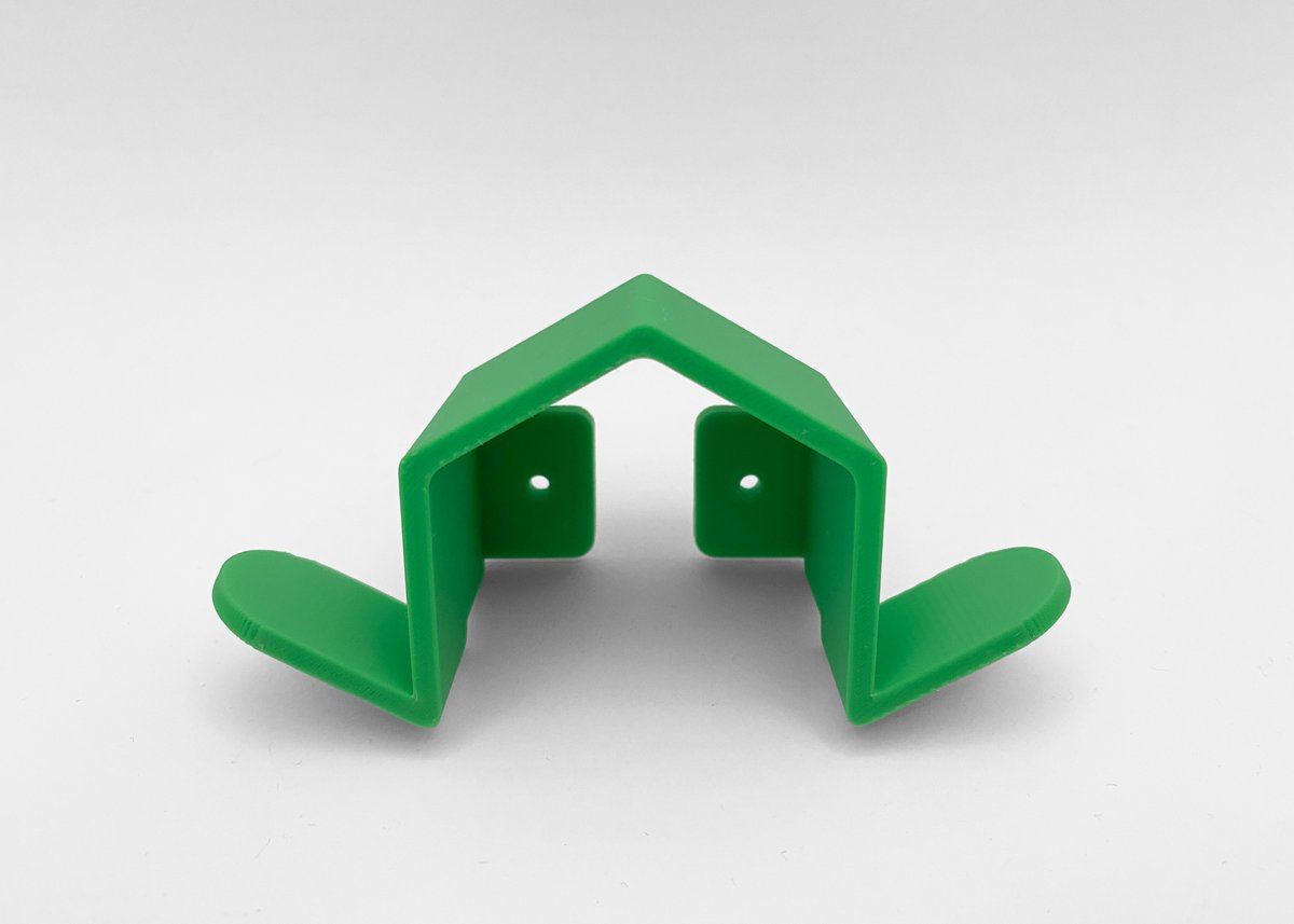 A 3D printed prototype of my upcoming project: The HomeHook.#Kickstarter #design #homedecor

Inspired by the shape of a house, the HomeHook came to life through playful experiments with folding metal.

Now launching my first Kickstarter campaign! 
kickstarter.com/projects/callu…