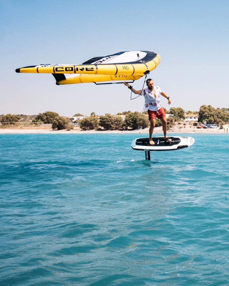 Gentle breeze, endless possibilities. 😮‍💨 <a href="/thomasburblies/">Thomas Burblies</a> and the Halo Pro LW in perfect sync on Rhodes.

📸 @supernothing_ofc | @los_julios

#ridecore #corewingfoil #wingfoil #wingfoiling #greece #rhodes