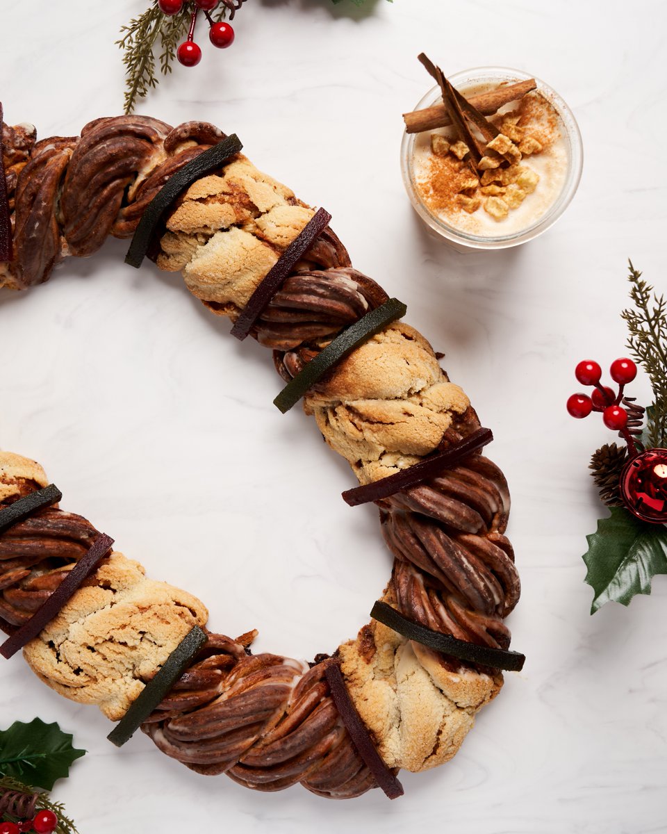 garabatosmx's tweet photo. Último día para probar nuestra Rosca Roll de Reyes ¿Qué esperas para probarla? https://t.co/MBrpX1tkIu