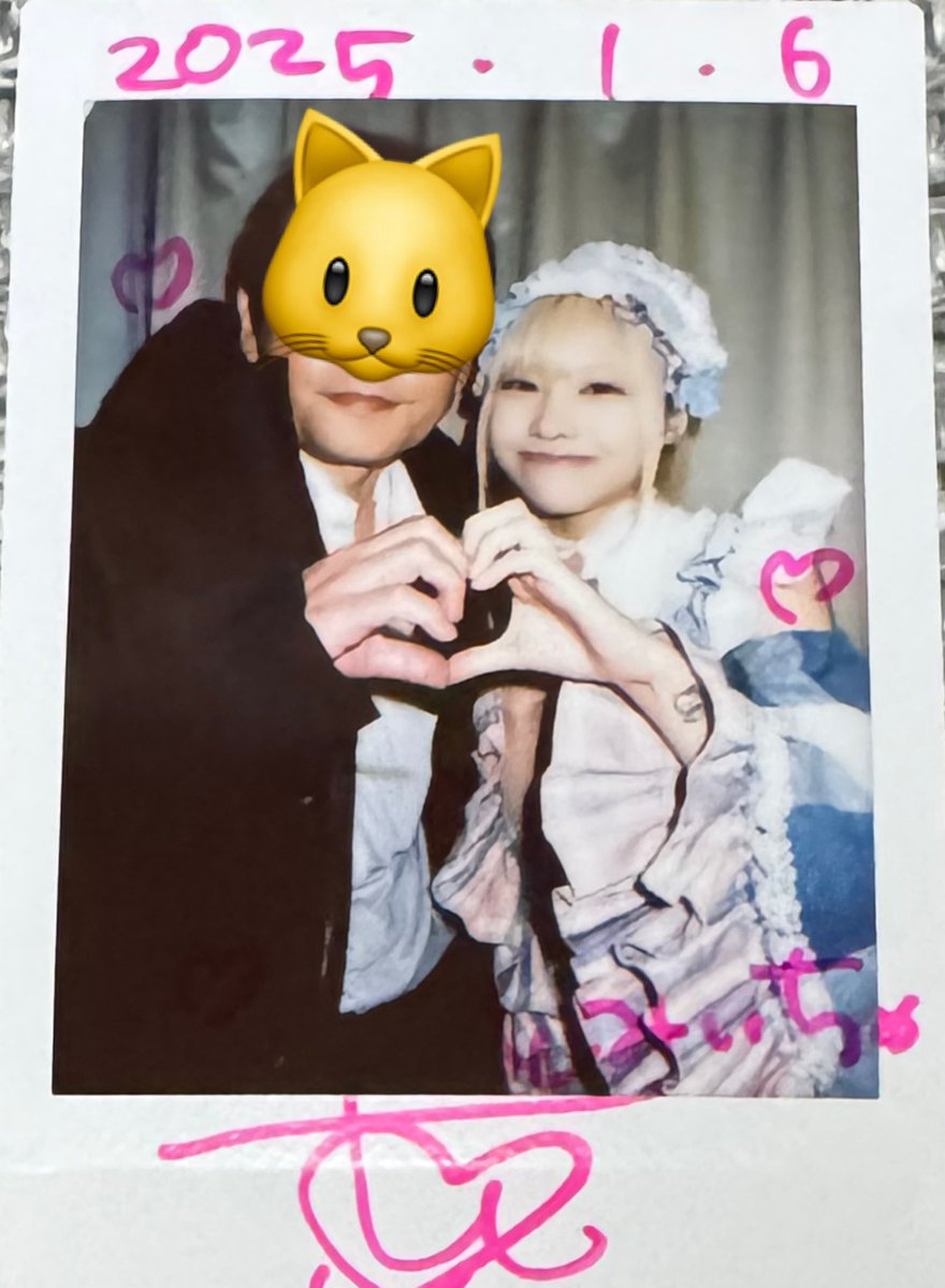 unknown_3tommy's tweet photo. やっとあのんちゃんに会いに行けました。 最前列で見れたので超楽しかった❣️
特典会の場所分からず雨の中うろうろしてずぶ濡れになり挫けそうになったけど、あのんちゃんに会いたい一心で辿りつけたよ笑 https://t.co/ZoXVnokEiZ