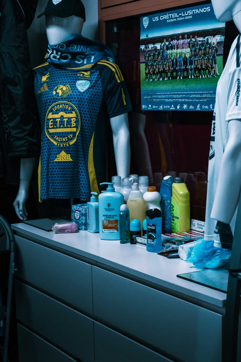 💙 𝐑𝐄𝐓𝐎𝐔𝐑 𝐒𝐔𝐑 𝐋𝐀 𝐂𝐎𝐋𝐋𝐄𝐂𝐓𝐄 𝐀𝐕𝐄𝐂 𝐋𝐄 𝐒𝐄𝐂𝐎𝐔𝐑𝐒 𝐏𝐎𝐏𝐔𝐋𝐀𝐈𝐑𝐄

En marge de la réception du FC 93 samedi dernier, l’US Créteil-Lusitanos a organisé une collecte avec le Secours Populaire de Créteil. 

Merci à tous ! 🙏

📸 Théo De Oliveira