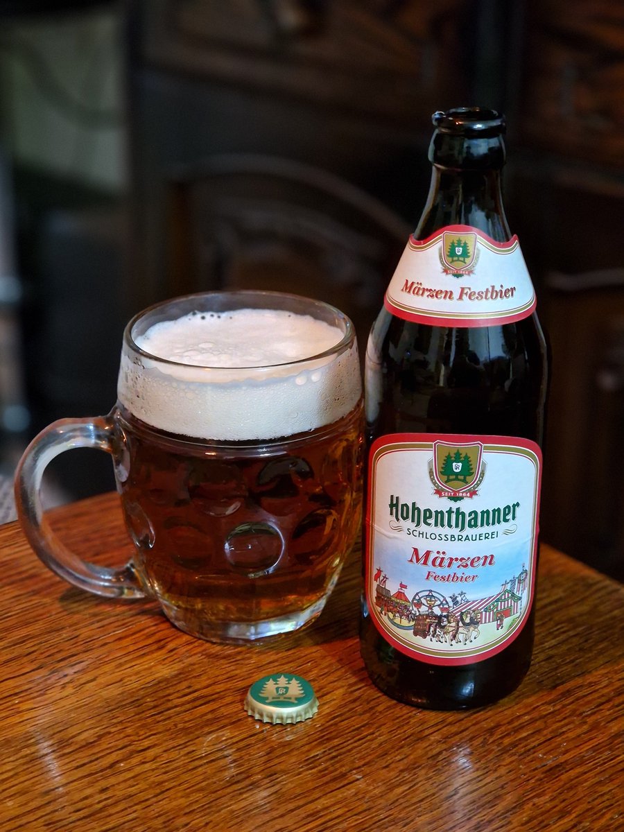This was easily my favourite beer from the German box. This is Hohenthanner Märzen Festbier. A lovely smooth, chewy, mild beer with a malty aftertaste. Honestly, this was absolutely exceptional and one of the best German beers I've had to date!