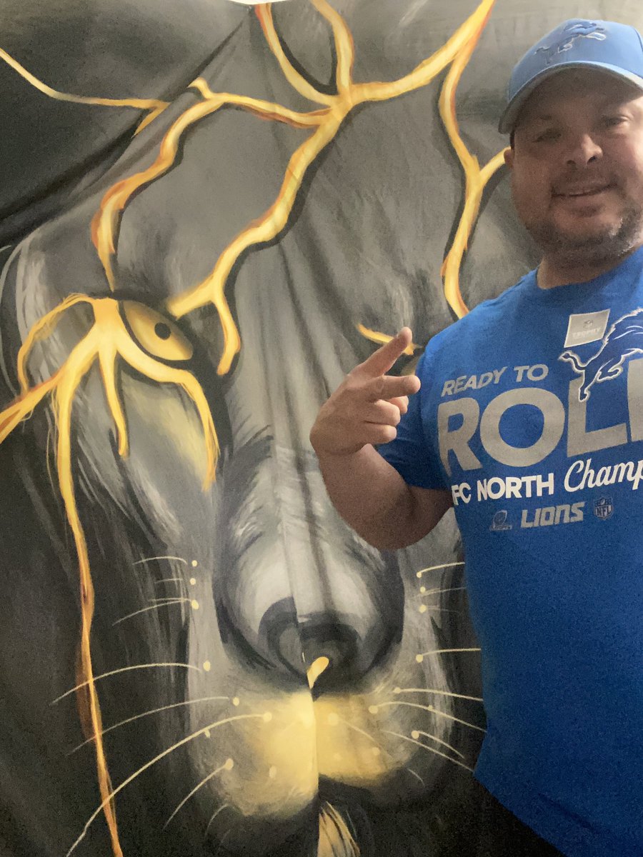 park_depot's tweet photo. It’s true @DunhamsSports does have the shirts 👕 but no hats yet #TheNine  we already got ours #OnePride 🦁 #KOTL https://t.co/VIcY43frVs