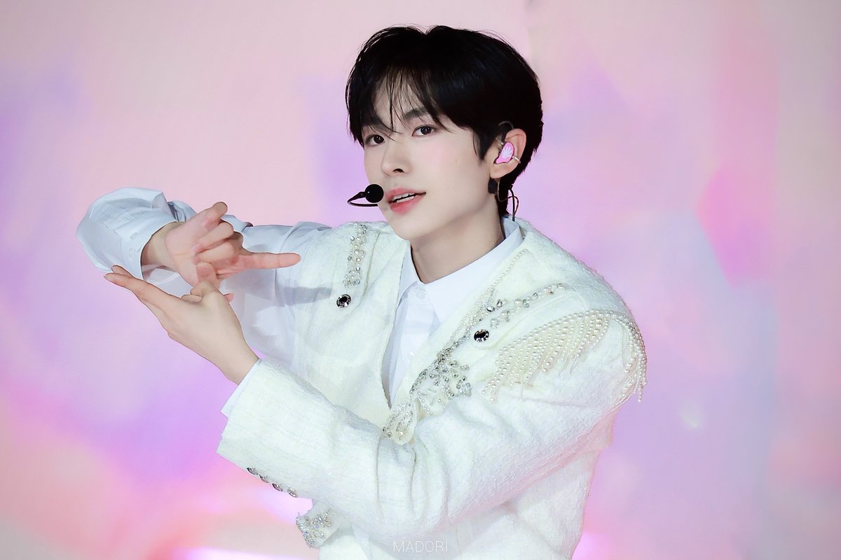 YojoEsong's tweet photo. 가히 천년돌이라 할 수 있음.
인생을 뒤바꾼 천년돌 짤
윳시모토 칸나 https://t.co/sTABHWMBzb