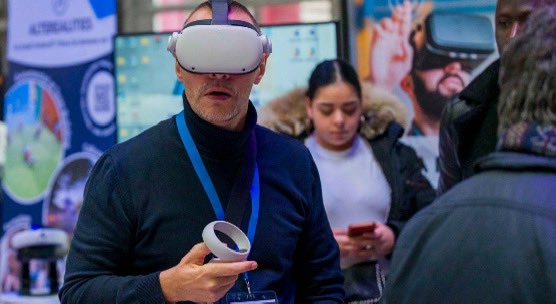 Les entreprises du #GrandEst au <a href="/CES/">CES</a> 2025 à Las Vegas🚀
Du 7 au 10 janvier, 10 entreprises présenteront leurs innovations (E-santé, IA, ...) &amp; 2 autres se déplaceront pour détecter les dernières innovations.
Un rayonnement mondial pour le Grand Est ✨
🔗 urlr.me/dBqx3j