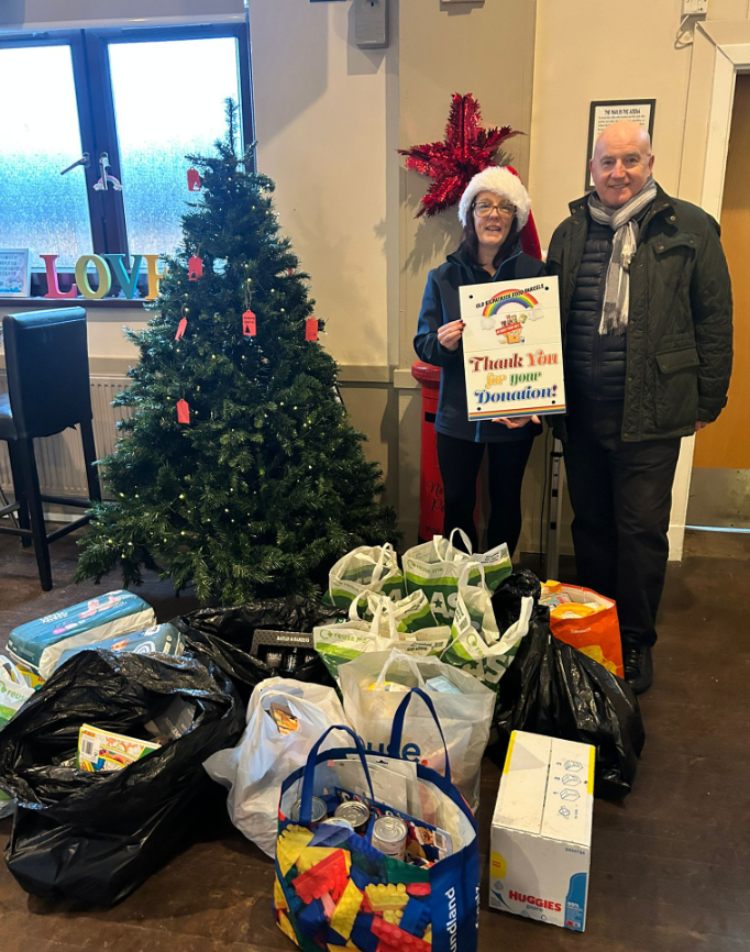UKLogitech's tweet photo. Over the festive period, we were proud to once again donate to the Old Kilpatrick/Clydebank Foodbank to help families in need. While Christmas has passed, the need for support continues year-round. A big thank-you to everyone who contributed!
#CommunitySupport #FoodbankDonation https://t.co/AjVu2L8o6R