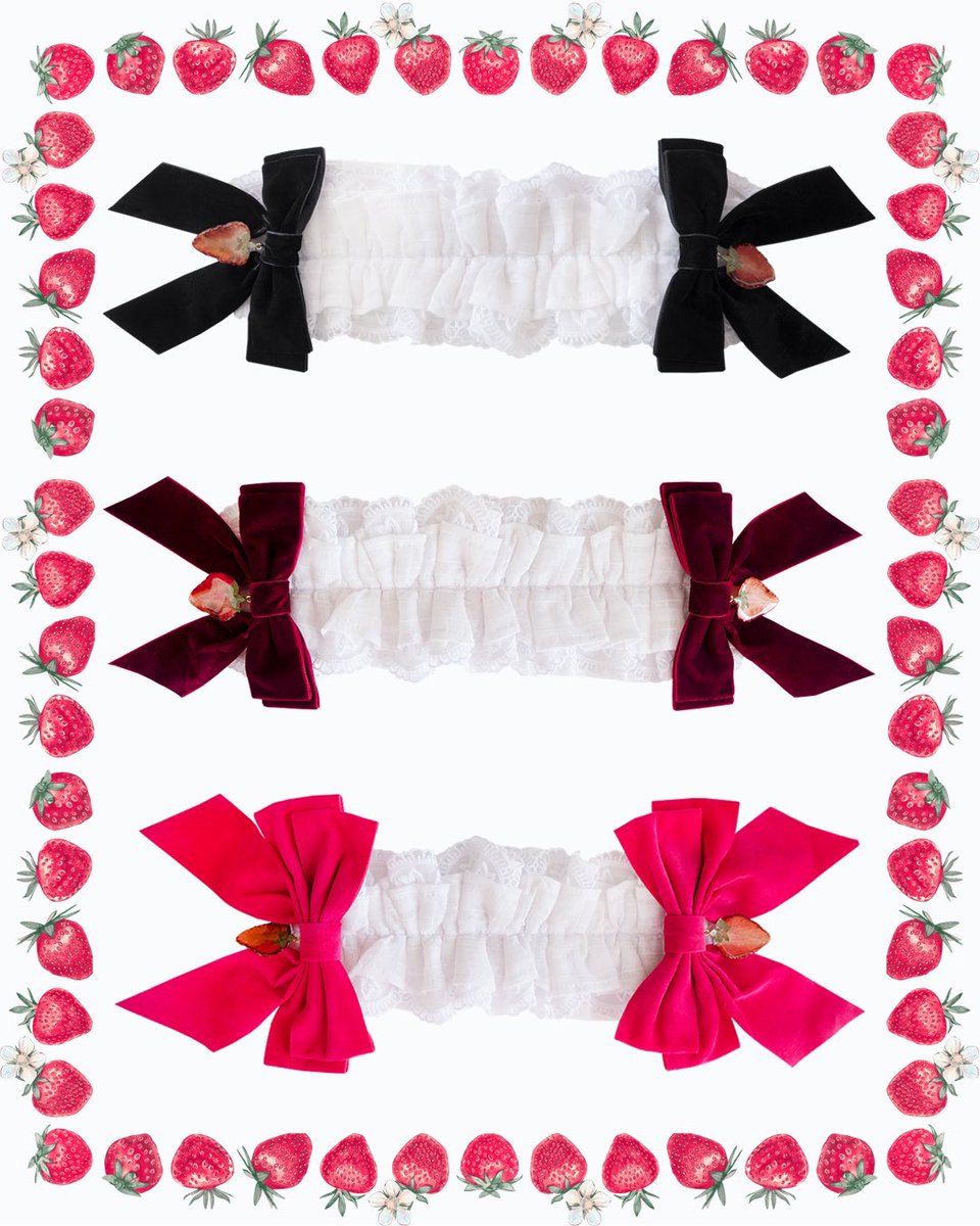 🍓 The “Plaid Strawberries” collection pre-order is officially live! 🍓
The collection includes: two printed dresses, a versatile blouse, cozy pyjamas, matching jewellery and headpieces.
The reservation will be open for 2 weeks, ending on January 19!