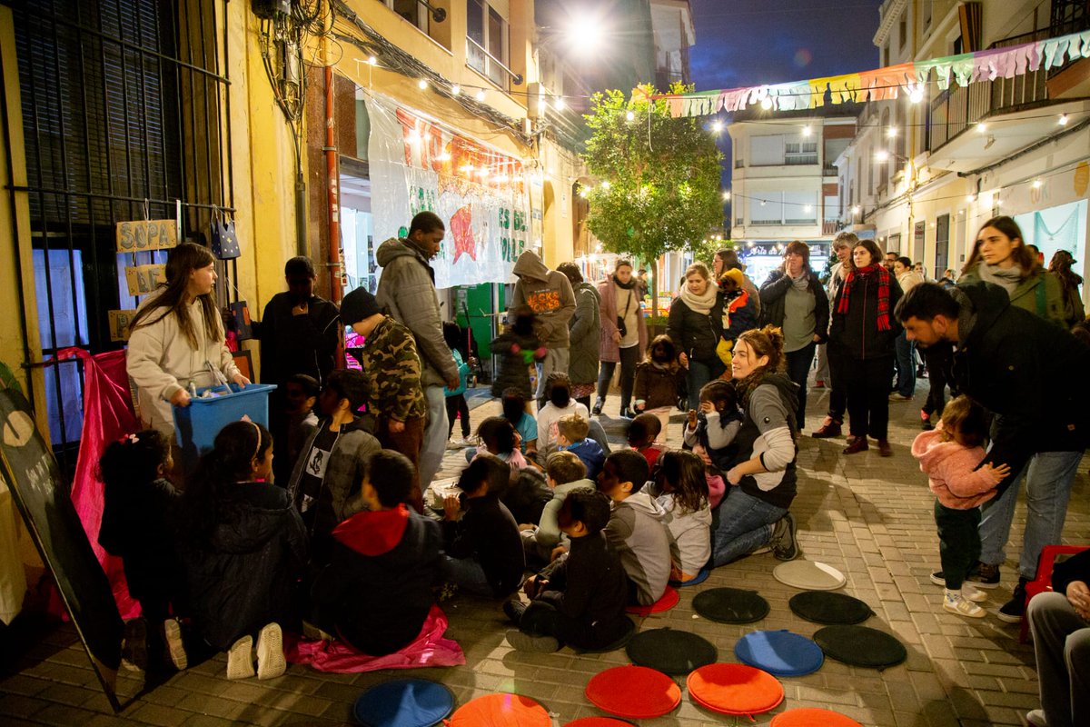 Divendres passat vam celebrar el ja tradicional Tió Popular de l'escoleta i @cansanpere_ !🪵✨💚

Aquest és el cinquè any que organitzem aquesta festa per la canalla, una jornada plena d'activitats, il.lusió i màgia😍

Moltes gràcies a totes les que un any més..👇🏾