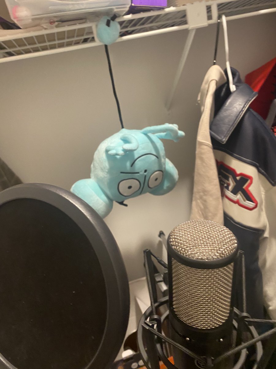 derrpadon's tweet photo. in the studio https://t.co/XTTyaG8vdj