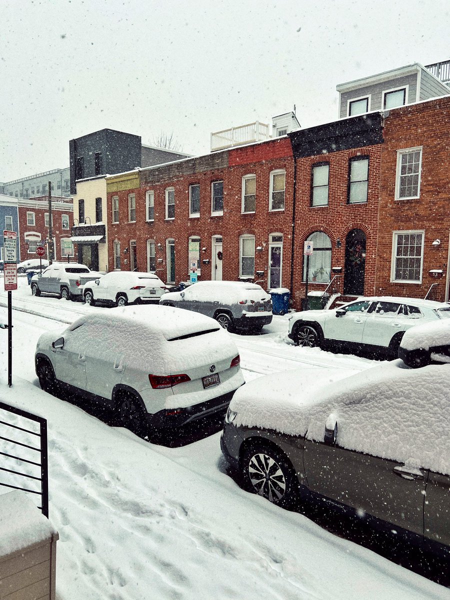 Good morning! 🌨️☃️