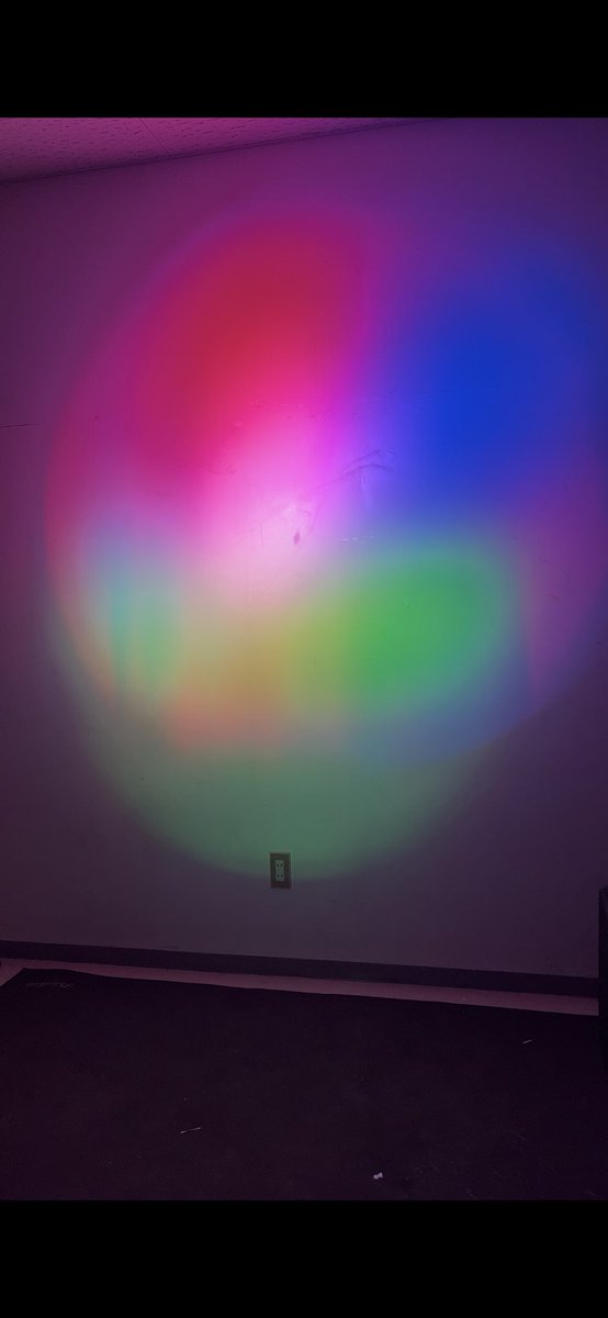 noirstudio3's tweet photo. I tried various color combinations.
A playful mix of light and color 

#ColorMix #CreativeLighting #LightArt
#ColorDesign #LightingVibes #AbstractArt
#LightAndColor #ArtVibes
#ColorPlay #DesignWithLight https://t.co/8tgx4ZYq5U