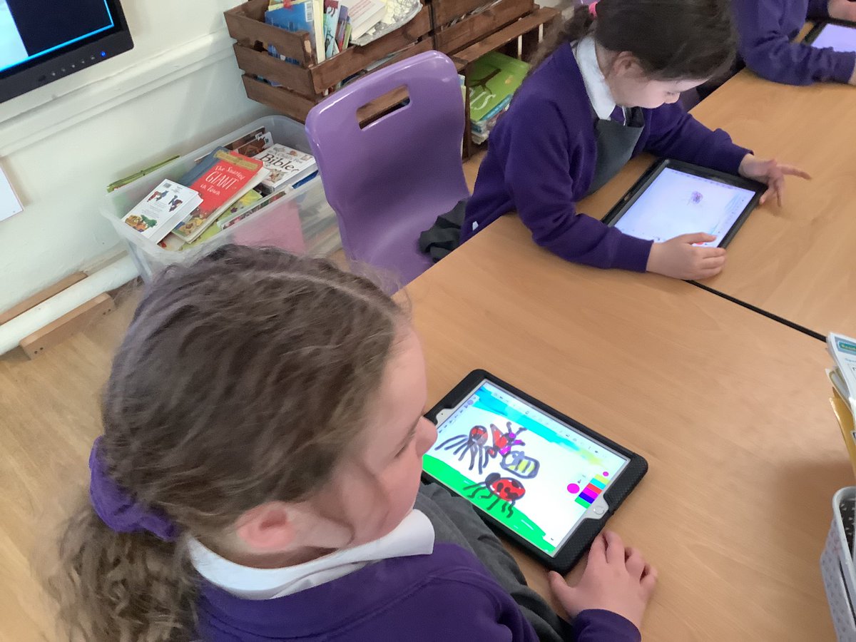 StGerardsWidnes's tweet photo. In #StGerardsComputing , Class 1 started their new minibeasts topic and designed their own minibeast front cover using iPads! ππ¦π·π¨ https://t.co/dv3lg2t8dk