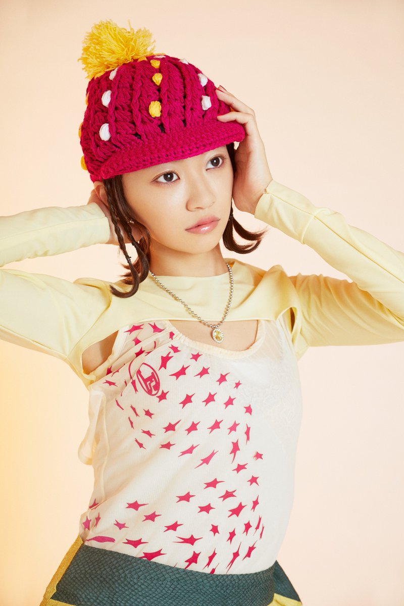 🎉💚NYLON JAPAN 板倉可奈💚🎉 “365日、毎日がアニバーサリー” 1月7日