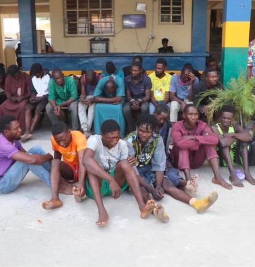 CosmoTimesNG's tweet photo. BREAKING NEWS: FCT Police have arrested  manhole thieves, exposing motorist to dangerous accidents in Abuja and recovered some other stolen properties. https://t.co/XyeqB8q77K