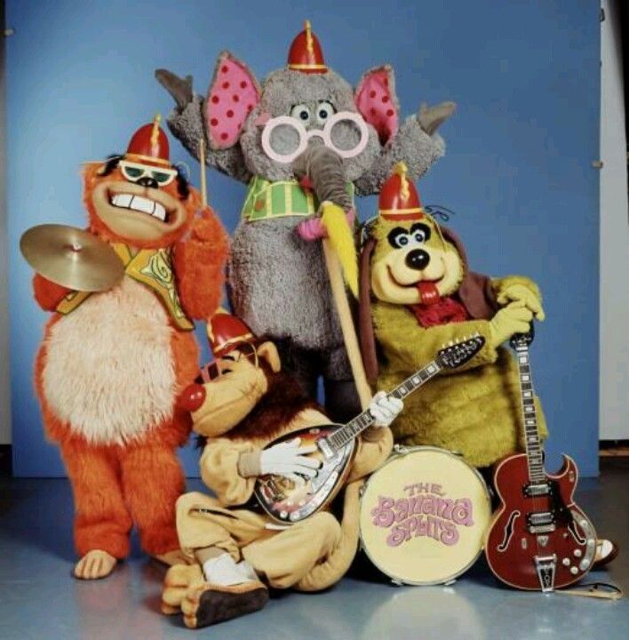 YesterdaysBrit1's tweet photo. Although it was American, who remembers watching the Banana Splits on British TV? https://t.co/qwHN0gKgb4