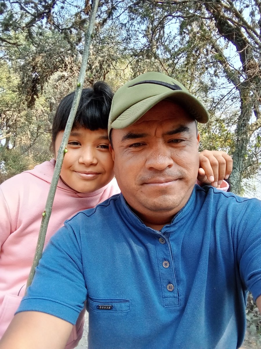 JosereyesMm2's tweet photo. Hoy cumplo 40 años los últimos dos han sido los más difíciles pero de los que más he aprendido , ha sido difícil pero hemos podido salir adelante solos mi hija y yo ,no hay mejor regalo que tener a mi princesa a mi lado https://t.co/ETKb87Nsgp