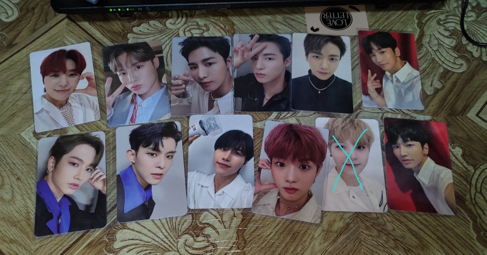 berryaesi's tweet photo. For every ₱200 purchase of any albums and photocards under #딸기sells you can choose 2 photocards for free!! https://t.co/Rsu35EPDxQ