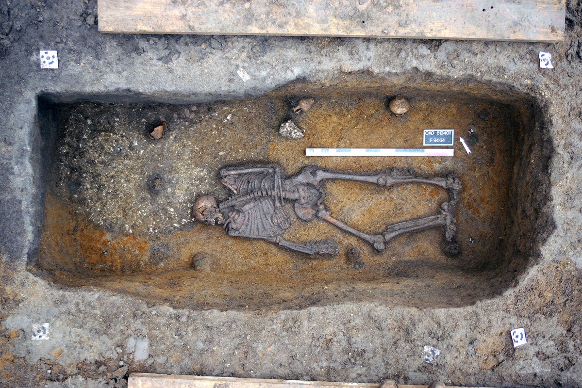 🎬Clap de fin pour la fouille de la nécropole antique sur le site de l'hôpital Porte Madeleine ! Une page d'histoire exhumée, des découvertes fascinantes, et bientôt de nouvelles analyses 🏺

Pour plus d'informations ⬇️
archeologie.orleans-metropole.fr/actualites/der…