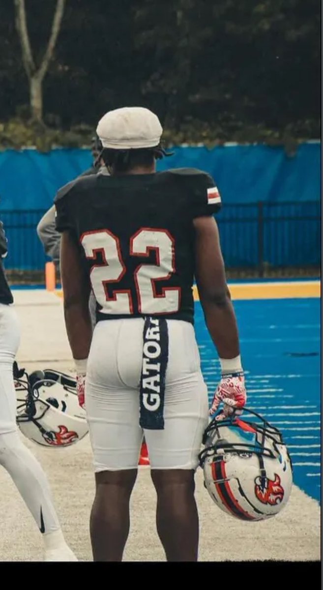 AVERY HANKEY tweet media