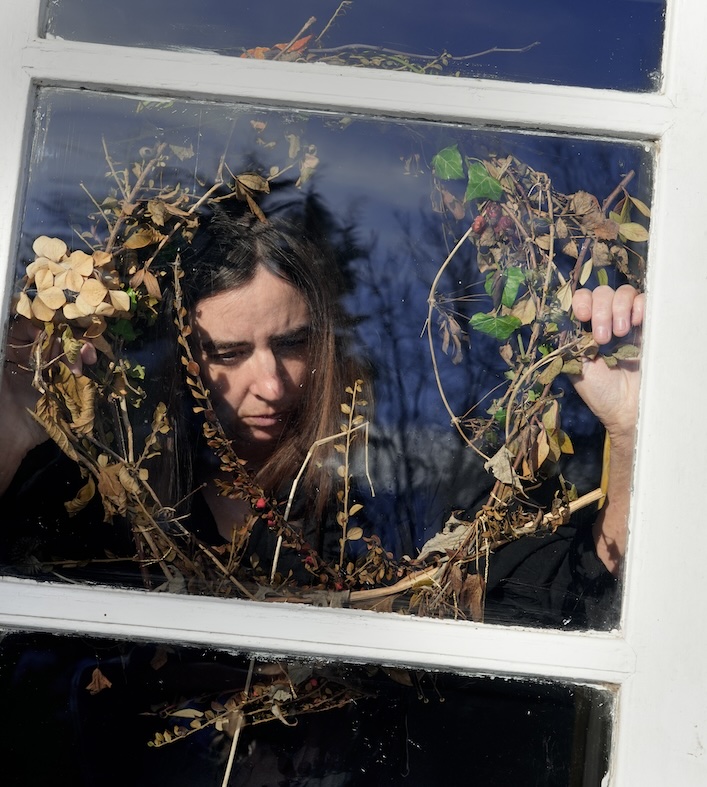 Northern Trans (@northerntrans) on Twitter photo Northern Transmissions Song of the Day is âFactory Girlâ by Bridget Hayden and The Apparitions. The track is off the artist's forthcoming album Cold Blows the Rain, out January 10th via Basin Rock <a href="/florasninos/">bridget hayden</a> northerntransmissions.com/factory-girl-b⌠#SongOfTheDay Northern Transmissions Song of the Day is âFactory Girlâ by Bridget Hayden and The Apparitions. The track is off the artist's forthcoming album Cold Blows the Rain, out January 10th via Basin Rock <a href="/florasninos/">bridget hayden</a> northerntransmissions.com/factory-girl-b⌠#SongOfTheDay
