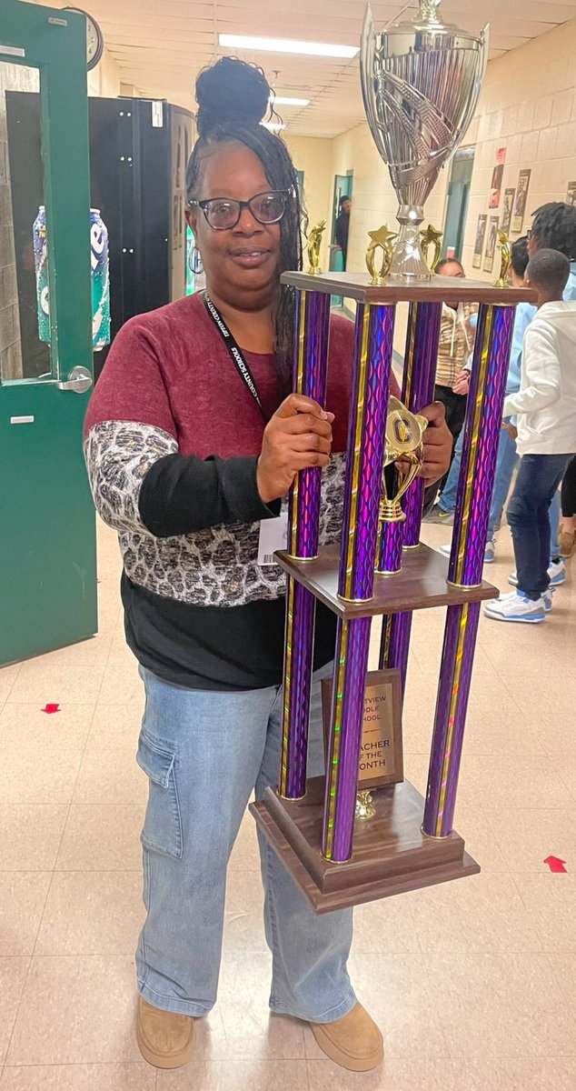 CMSCovTn's tweet photo. Congratulations to Crestview Middle School’s Employee of the Month for December 2024, Earline Taylor! 🌟 Your phenomenal commitment to learners is truly inspiring. Well deserved! @TCSchools_ @CMSCovTn @jbriannorton #EducationExcellence #DedicatedEducator https://t.co/sBzoqabgJ4