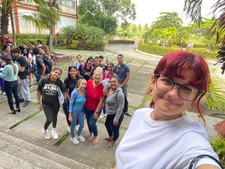 LismayPerezs's tweet photo. Feliz reinicio de las actividades académicas en #FEI de la #UCLVnuestra https://t.co/STqq1W6ncI
