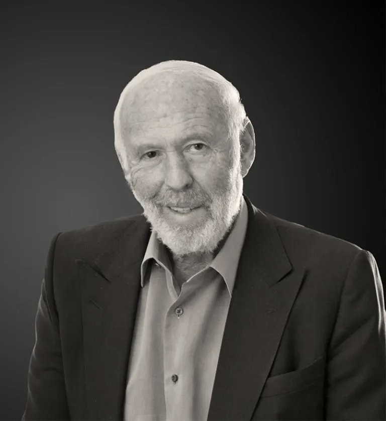 In October, #SBU honored Jim Simons, from his research in mathematics &amp; physics to his philanthropy &amp; impact across campus. Learn more about his life &amp; legacy in Stony Brook Magazine. <a href="/stonybrooku/">Stony Brook University</a> <a href="/StonyBrookMed/">Stony Brook Medicine</a> <a href="/SimonsFdn/">Simons Foundation</a> mag.stonybrook.edu/jim-simons-leg…