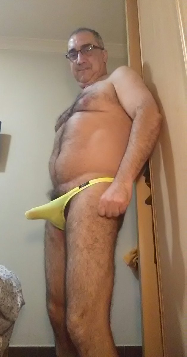 🔞CARLOS 1969. tweet media