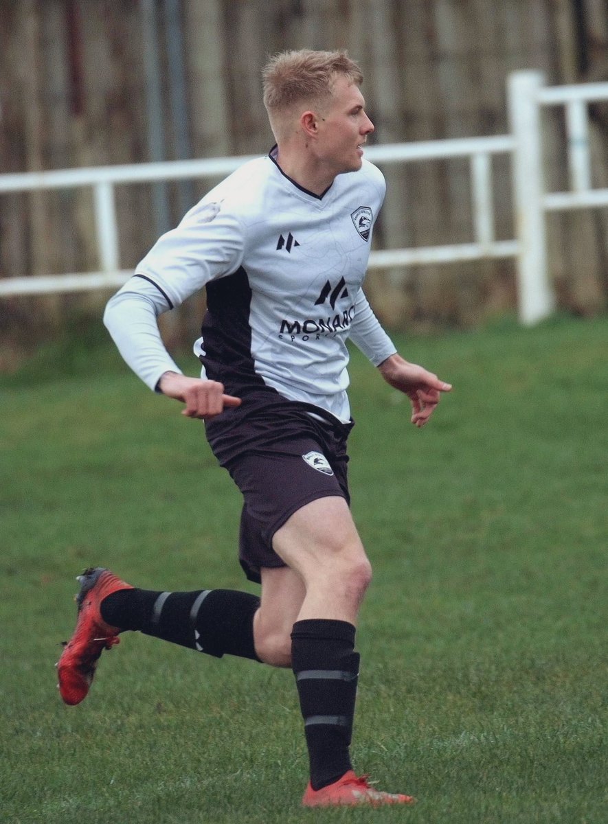 Name: Charlie Morley
Age: 27
Location: Cheshire
Position: ST
Previous Clubs: Hashtag United, Peacehaven, Seaford Town, Baguley Athletic
Level looking for: Step 5-6-7
Message me for contact details 📞

Charlie Morley Highlights ⚽️ youtu.be/-F1lW3YdhhM?si… via <a href="/YouTube/">YouTube</a>