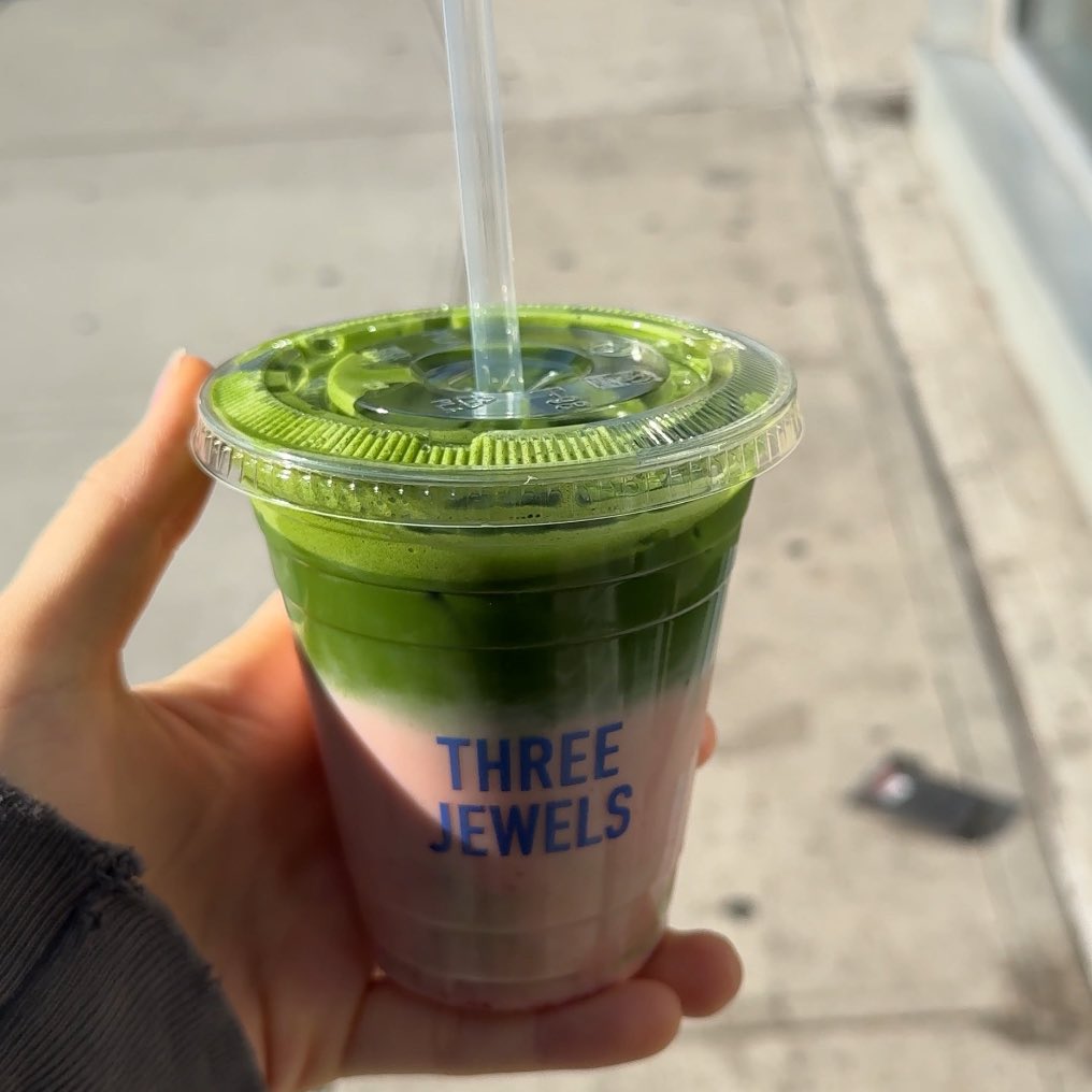 Nefffss's tweet image. Girl &amp;amp; her Matcha vs the world