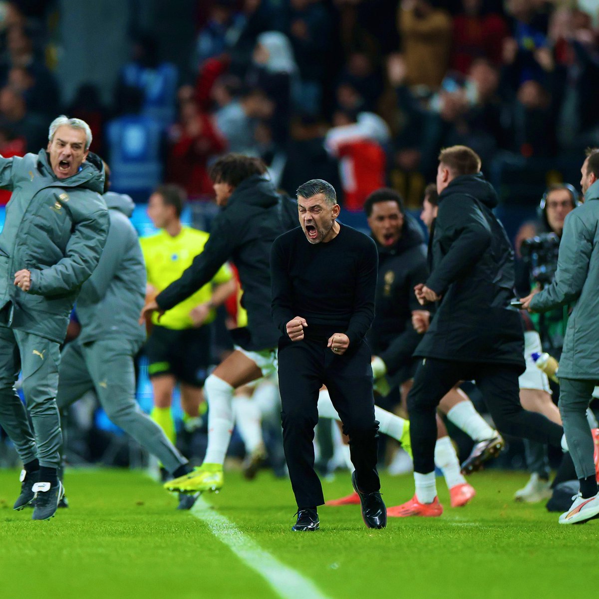 2 GAMES

2 WINS

1 TROPHY

THIS IS SERGIO CONCEIÇÃO