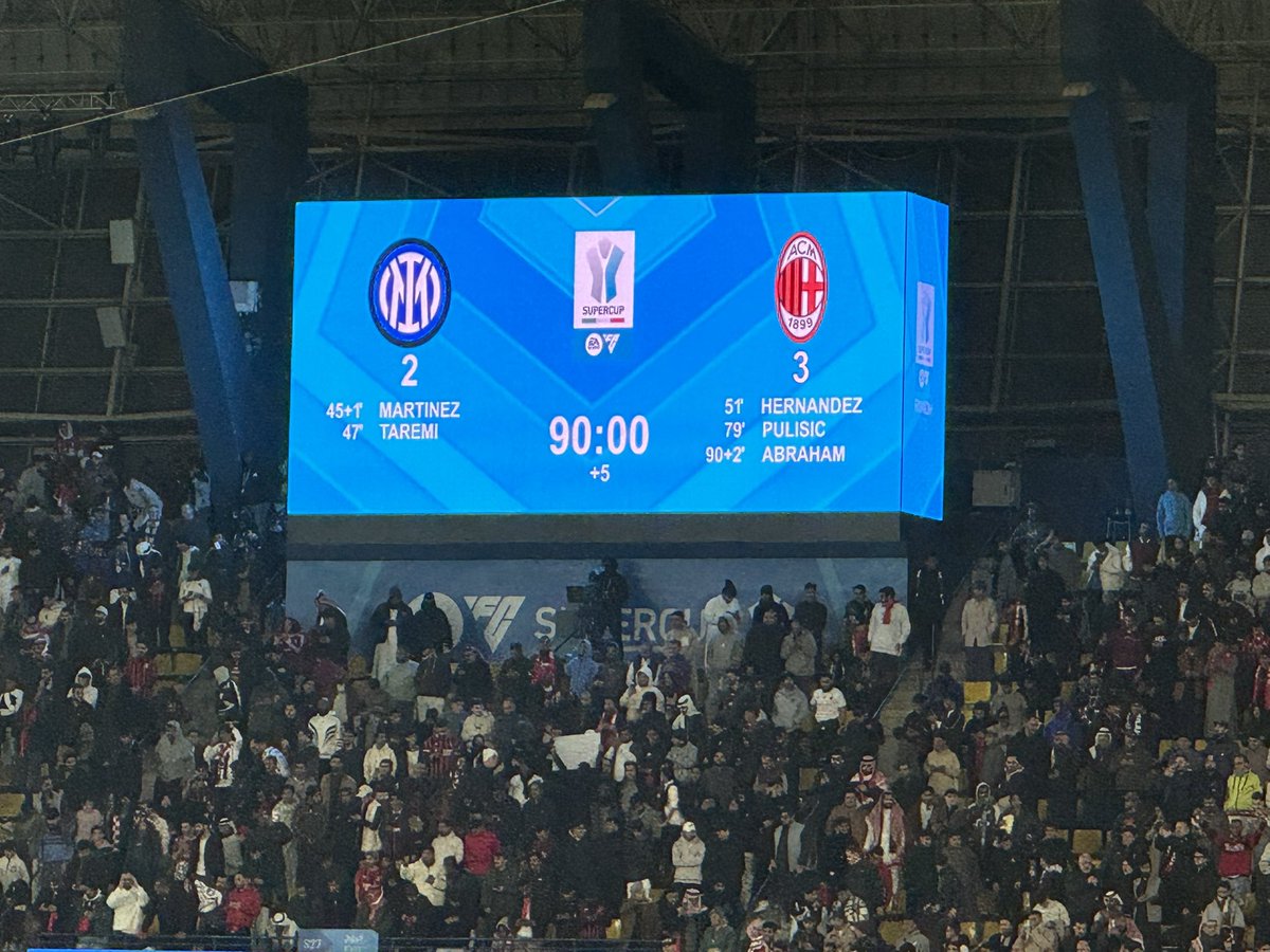 #ForzaMilan 🖤❤️😂😂😂