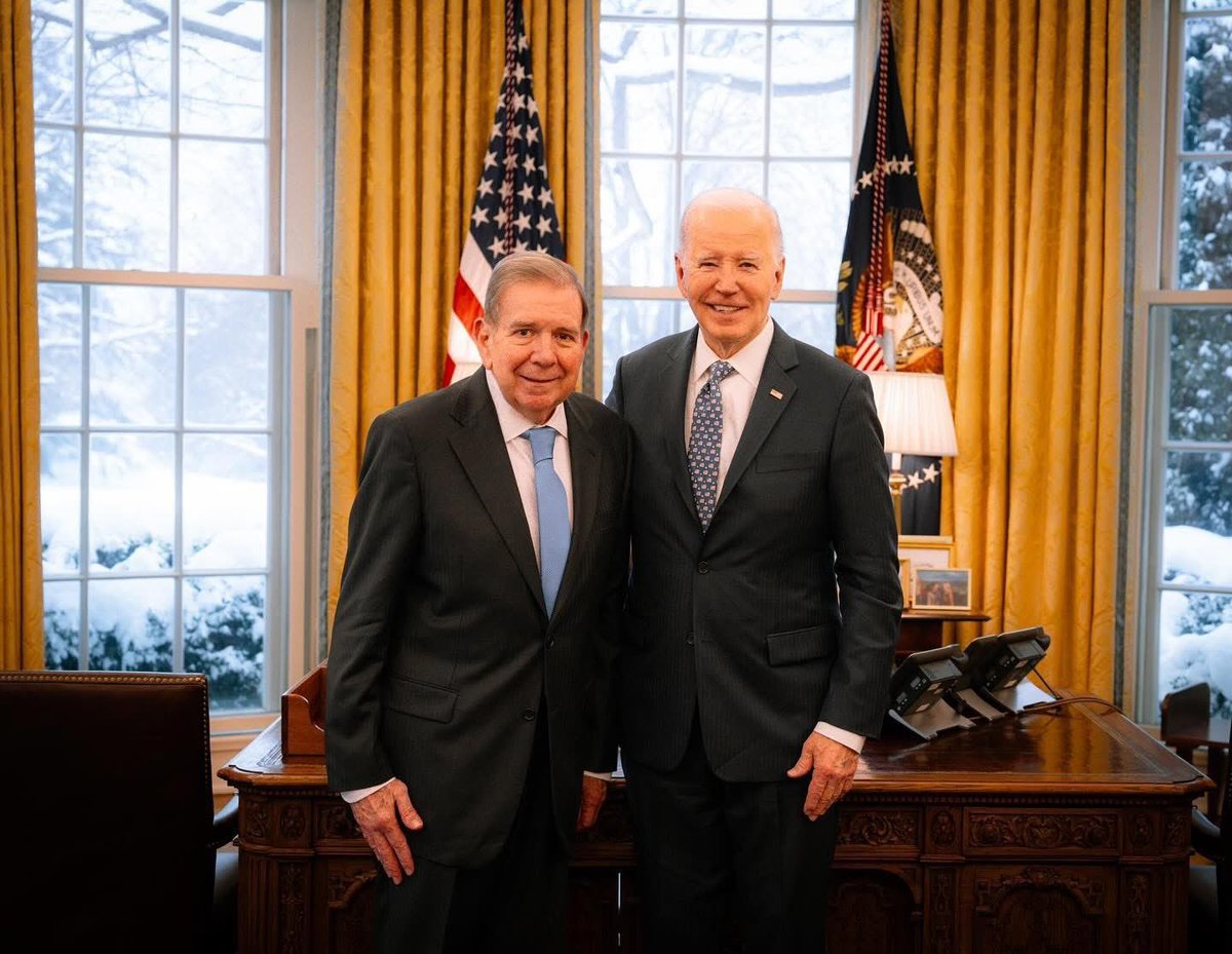 El presidente electo, <a href="/EdmundoGU/">Edmundo González</a>, junto al presidente de USA, Joe Biden