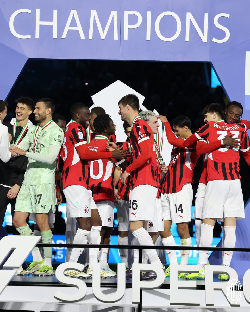 AC Milan tweet media