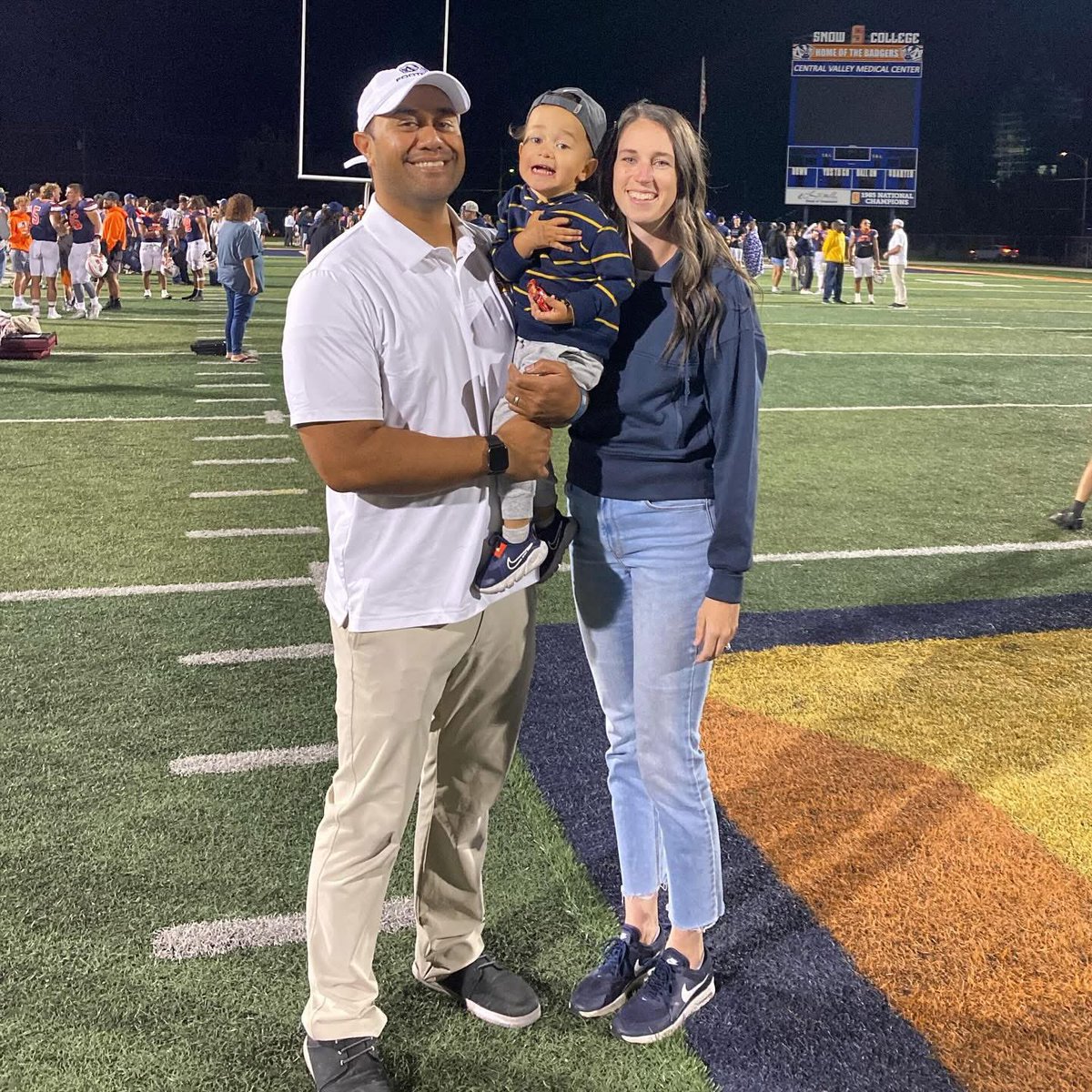 Thank you Snow 
College!! No better place for our son to start his life and love for football! Much Love to all the coaches, and players I’ve come to know in my 3 seasons as the Defensive Coordinator. This place will
always have a special place in my heart. 🤟🏽