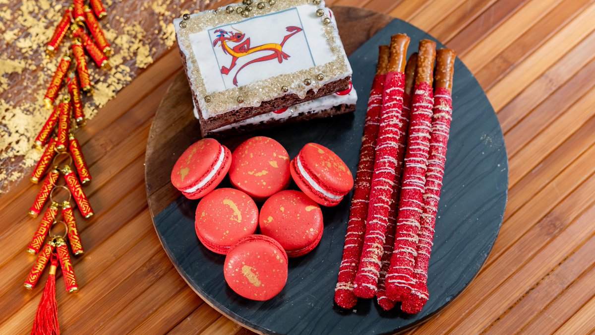 DisneyParks's tweet photo. Lunar New Year returns to Disney California Adventure Park Jan. 17🌙 The Disney Eats Foodie Guide is here to get you ready: https://t.co/pI37eTHcP2 😋 https://t.co/hCbYybLi7W