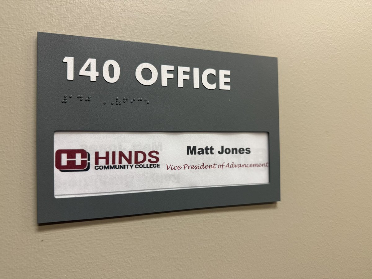 OkraJones's tweet photo. New year, new role, new door plate but the same commitment to our students at @HindsCC &amp; to the @HindsFoundation! Let’s get after it. #AllInForHinds #BuildUpMS https://t.co/Fuvc56L4B6