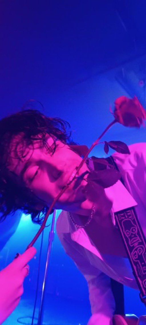 ellieinecstasy's tweet image. someone get my good friend k dawg an inhaler birmingham ticket ❤️