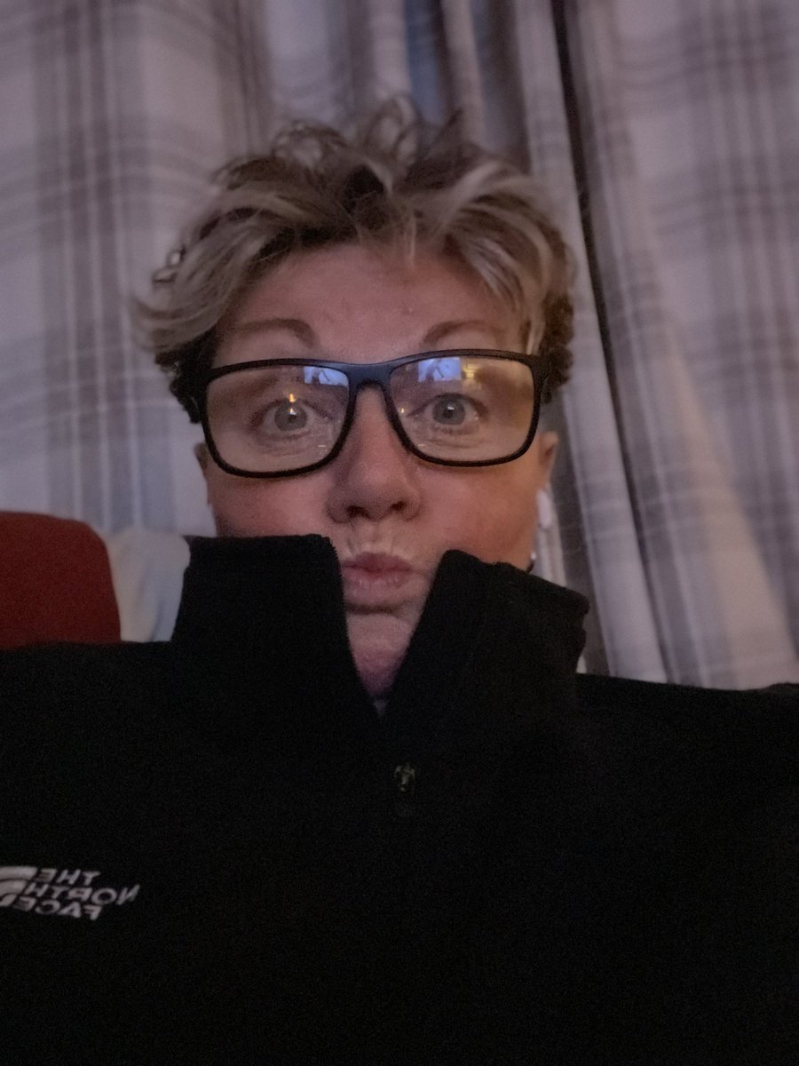 WellbeingFDH's tweet photo. I just finished my first day of 2025
Excellent to be back supporting such good, hardworking people๐
#wellbeing
#bcorp
#staffsupport
#onetoonesupport
#empowerment
#MHFA
#menopause
โProviding tools for changeโ ๐ https://t.co/ucb0AF75e0
