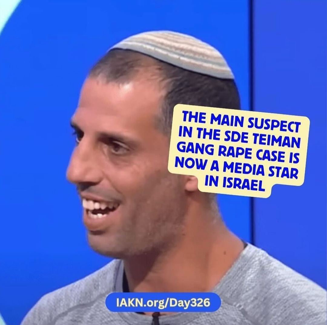 MrWiedman's tweet photo. Mit einer Kippa auf dem Kopf posiert dieser Soldat stolz, wie er einen palästinensischen Gefangenen vergewaltigt hat, und gilt mittlerweile als ein Star im israelischen Fernsehen — welch eine kranke Gesellschaft‼️ https://t.co/sYnDFkGsQM