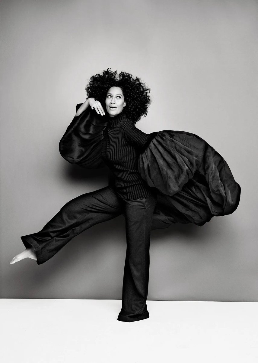 Actor, director, and activist Tracee Ellis Ross won the Golden Globe Award for Best Television Actress in a Musical/Comedy Series #ThisWeekInHistory in 2018. Ross was the first black woman to win the award since 1983. buff.ly/4j6iU5e 

📷 Tracee Elliss Ross by Ruven