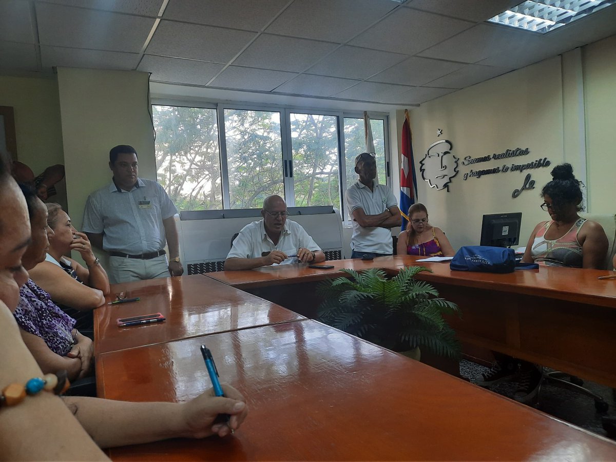 El 7 de enero de 2010 se crea (AZUTECNIA)
Comprometidos con su quehacer productivo los trabajadores DE  AZUTECNIA celebran  un nuevo aniversario comprometidos con el sector azucarero y con la economía del país.
#ConLaFuezaDeLaUnidad
#UnidosXCuba
#Azucareros
#Cuba