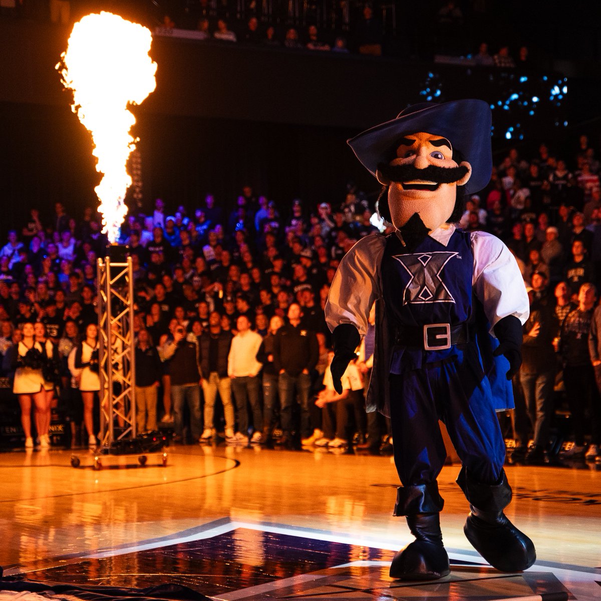 XavierMBB's tweet photo. Ready to heat things up tomorrow ❄️🔥

#LetsGoX | ALL IN https://t.co/OkB49eT657