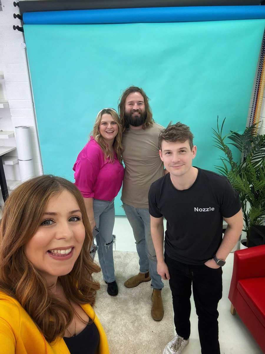 NozzleMedia_'s tweet image. Our first podcast of the year in the Studio.

Branding Photo Shoot, intros/outros, trailer and an episode all recorded.

Flood water did not stop this group.

#batchcontent #studio #podcast #content #photoshoot